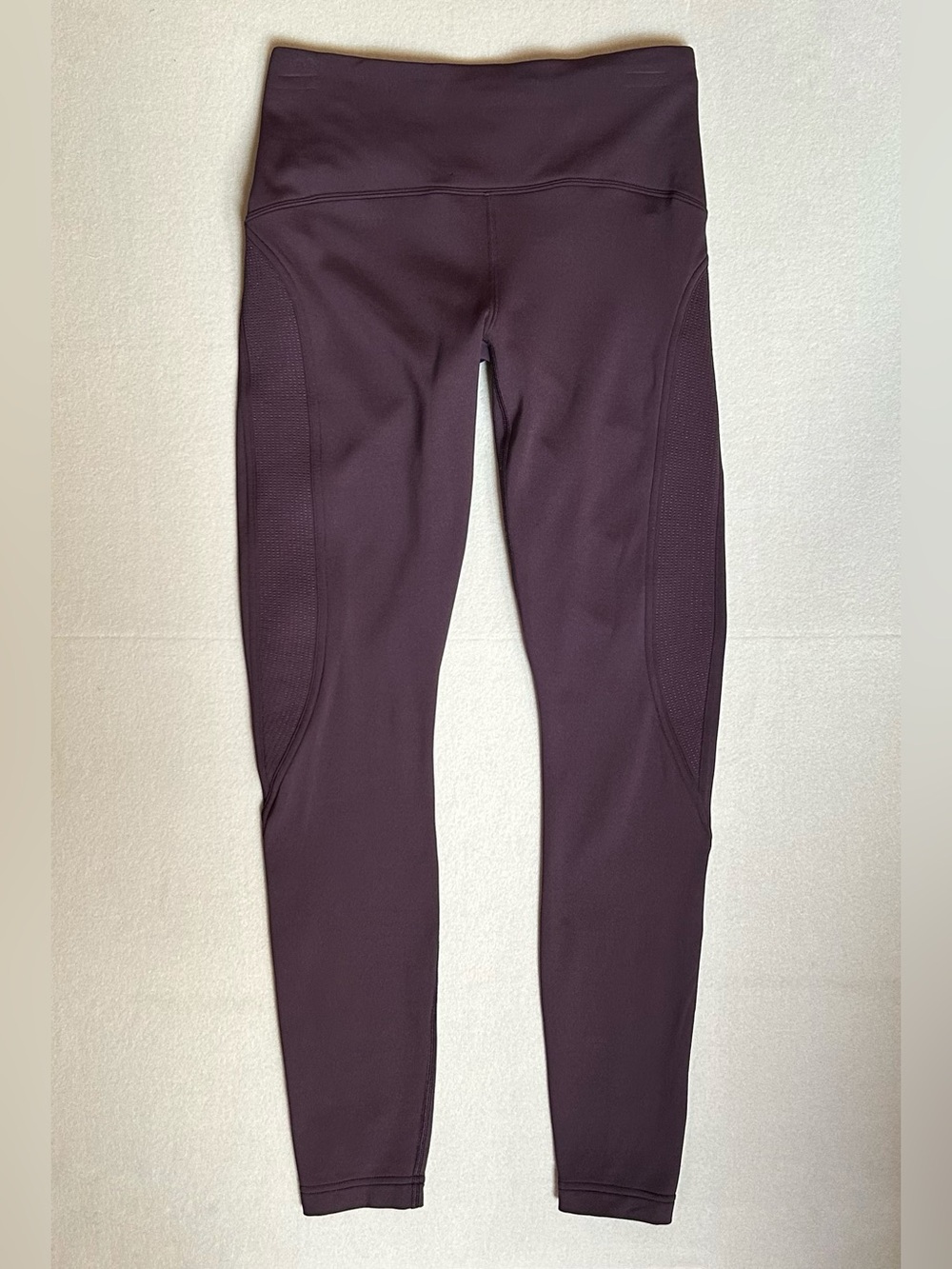 Lululemon High-Waist Performance Leggings - Deep Plum